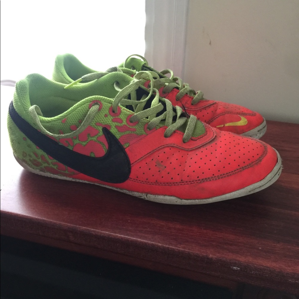 Nike indoor